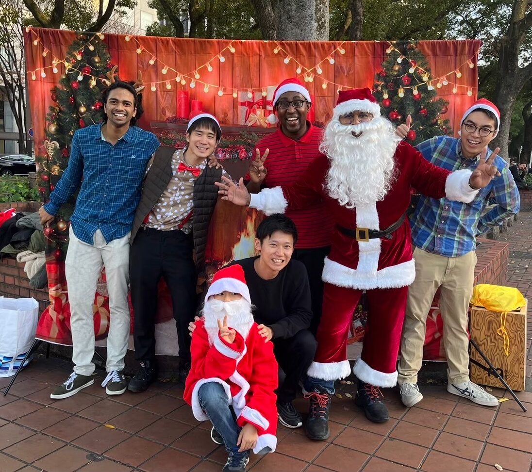 Get Photos with Santa in Tokyo